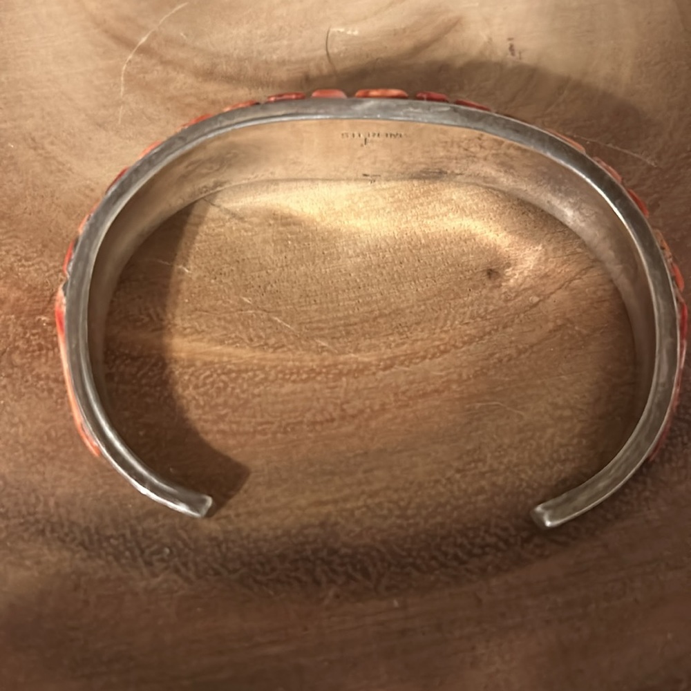 Spiny Oyster Orange Cuff Bracelet - Picture 4 of 8